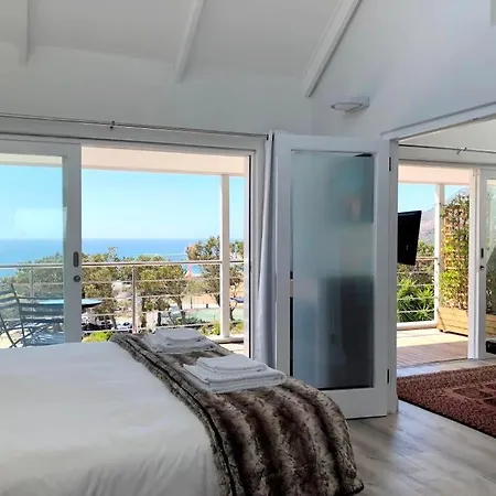 Bright Camps Bay Loft With Stunning Views And Shared Pool Apartamento Cidade Do Cabo Exterior foto