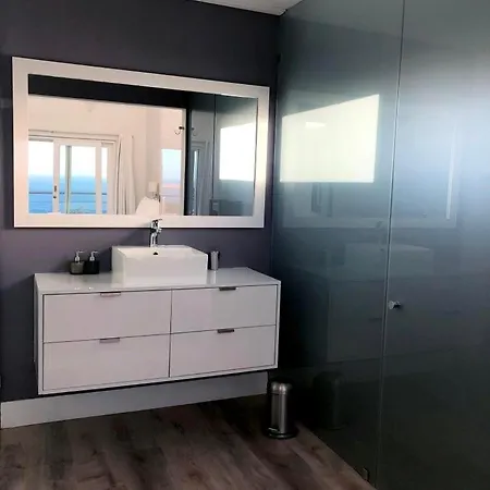 Bright Camps Bay Loft With Stunning Views And Shared Pool Apartamento Cidade Do Cabo Exterior foto