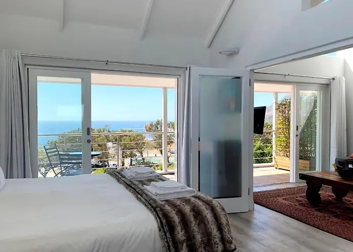 Bright Camps Bay Loft With Stunning Views And Shared Pool